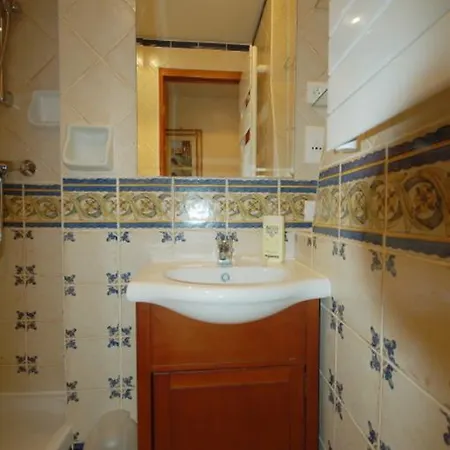 Rue Brey - 5 Persons Appartamento Parigi